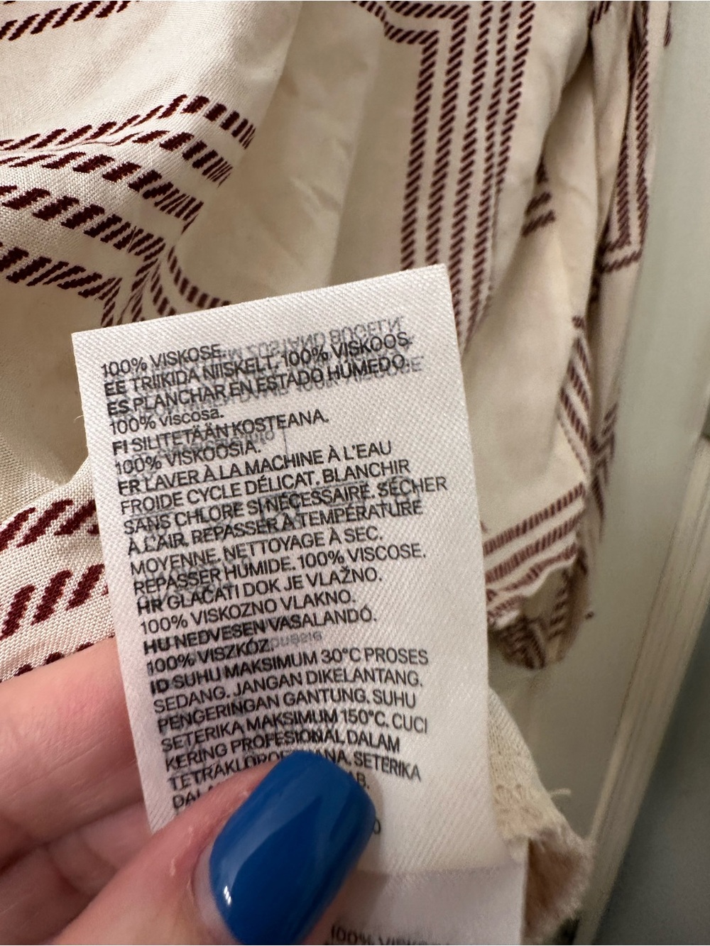 H&M Cream Blouse with Brown Geometric Stripes and Front Tie - Picture 4 of 4